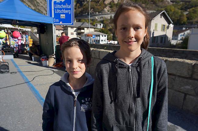 Nicolas (9) und Sophie Imboden (12) aus Niedergesteln.