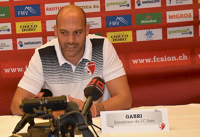 Gabri bei der Präsentation als neuer FC-Sitten-Trainer. Sein Amt hatte er nur drei Monate inne.