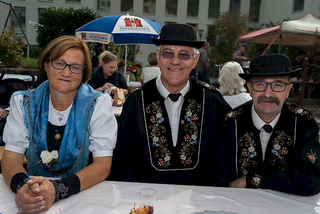 Irma Stupf (62), Amandus Pfammatter (66) und Roger Jeitziner (54), alle drei aus Mund.