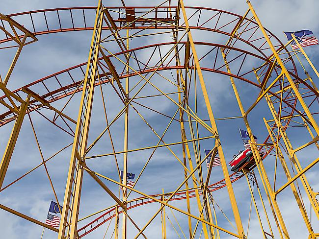 Auf der Achterbahn "Rock & Roller Coaster" auf dem Basler Kasernenareal kam es zum Unglück.