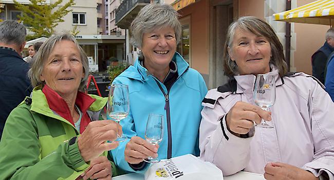 Veronika Bach (70) Rosmarie Jordi (62) und Kathrin Blaser (63) aus Lenk.