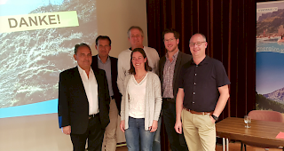 Erleichtert &uuml;ber den Entscheid: Der Vorstand von Leukerbad Tourismus,  v.l.r.:Jean-Roland Roten (Pr&auml;sident), Jean-Pierre Rey, Romana Roten, Wolfang Loretan, Philipp Loretan, Ralph Lorenz.