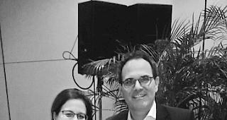 Experten. Referentin Stefanie Meier-Gubser und Stefan Gehrig, Pr&auml;sident Pro-Economy.vs.  