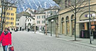 Zankapfel. K&ouml;nnen die Einwohner von Brig-Glis k&uuml;nftig ihren Abfall wie jene von Naters und Visp bereits am Vorabend an die Strasse stellen?  
