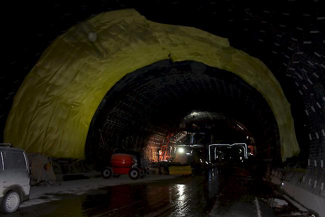 Nachbartunnel. Auch im Tunnel Visp wird gearbeitet, hier sind inzwischen 60 Prozent der Nordröhre betoniert.