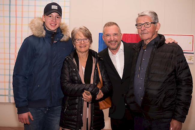 Nicolas Moritz (16), Dora Lauber (69), beide aus Glis, Patrick Rohr (49) aus Zürich/Amsterdam und Stefan Lauber (74) aus Glis.