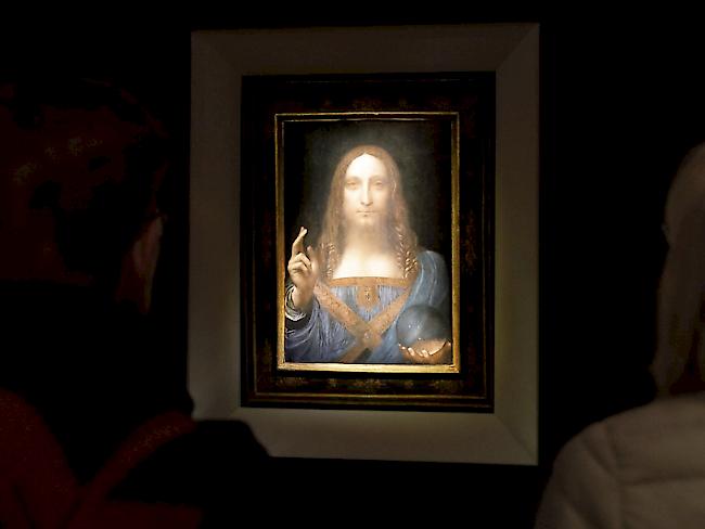 Das teuerste Kunstwerk der Welt, das Gemälde "Salvator Mundi" von Lenonardo da Vinci, kommt in den neuen Louvre in den Vereinigten Arabischen Emiraten. (Justin Lane / EPA)
