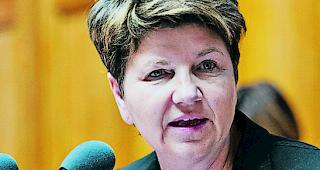 Wichtiger Schritt. Nationalr&auml;tin Viola Amherd begr&uuml;sst die Entscheide des Bundesrats in Sachen Gefahrguttransporte am Simplon.  