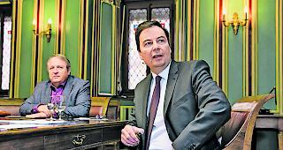 Blick in die Zukunft. Der Sittener Stadtpr&auml;sident Philippe Varone (rechts) und sein Vorg&auml;nger Marcel Maurer.