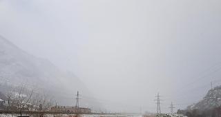 Bew&ouml;lktes Tal. Der Rotten bei Lalden am Samstagmorgen.