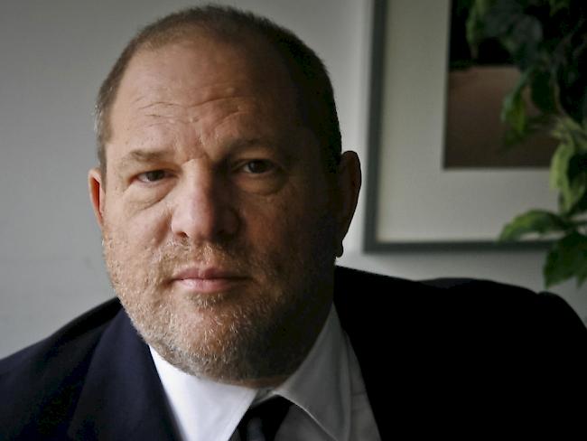 Der ehemalige Hollywood-Produzent Harvey Weinstein soll über hundert Frauen sexuell belästigt, angegriffen oder vergewaltigt haben (Archivbild)
