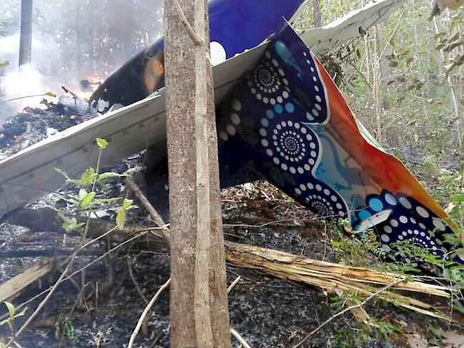 Das Flugzeug stürzte im Westen von Costa Rica nach dem Start in den Bergen in einen Wald ab.