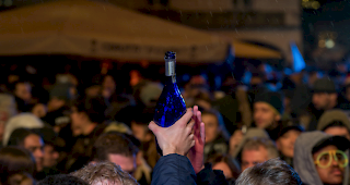 Die Kantonspolizei Wallis zieht eine positive Bilanz zum Silvester 2017/18. 