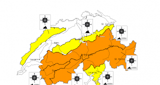 Die Lawinengefahr im Wallis bleibt verbreitet kritisch.