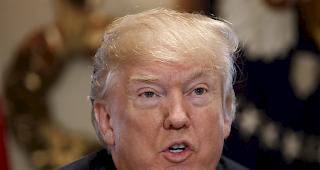 US-Pr&auml;sident Donald Trump sch&auml;umt vor Wut: FBI-Ermittler haben am Montag das B&uuml;ro, die Wohnung und das Hotelzimmer seines Freundes, Vertrauten, Rechtsbeistandes und Ausputzers Michael Cohen durchsucht.