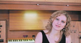 Top ausgebildet. Die neue Visper Organistin Alina Nikitina.  