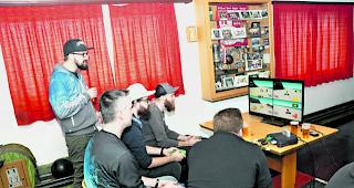 Konzentriert. Im 4-Spieler-Modus fahren die Teilnehmer um die Wette. 