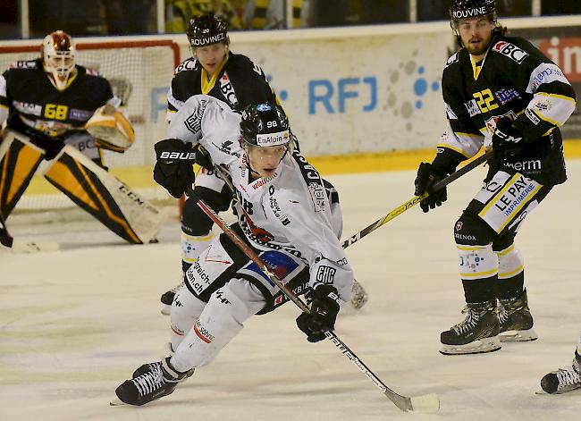 Sturny gegen Ajoies Privet, Visp gab eine 4:3-Führung aus der Hand.