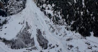 Die betroffenen Lawinenkegel bei Blattbach...