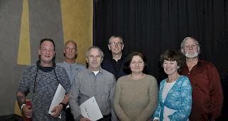 Die Jubilare von links: Peer Pianzola (35 Jahre), Daniel Kronig (35), Arnold Schmid (10), Thomas Rieder (45), Ranka Stanimirovic (10), Denise Abgottspon (10) und Kurt R&uuml;timann (15).