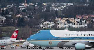 Die US-Pr&auml;sidentenmaschine Air Force One erh&auml;lt zwei neue K&uuml;hlschr&auml;nke - Kostenpunkt 24 Millionen Dollar. 
