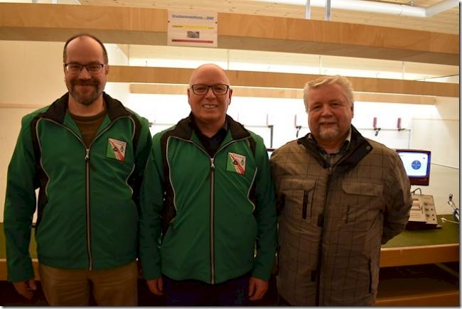 Siegertrio LG Auflage: Beat Abgottspon vor Namensvetter Ivo (beide FS Staldenried) und Alwin Henzen (Visp-Eyholz).