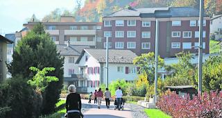 Langer Weg. Die Gemeinde Naters akzeptierte das Urteil  &ndash;  der Beschwerdef&uuml;hrerin und ihren T&ouml;chtern wurde das Gemeindeb&uuml;rgerrecht somit doch noch erteilt.  