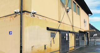 Im Blickfeld. Benutzer der Tierk&ouml;rpersammelstelle beim Schlachthaus in Gamsen werden neu von Kameras beobachtet.  