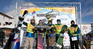 Pichel (Mitte) freut sich &uuml;ber den Sieg.