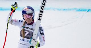 Lindsey Vonn bejubelt ihren Sieg in Garmisch.