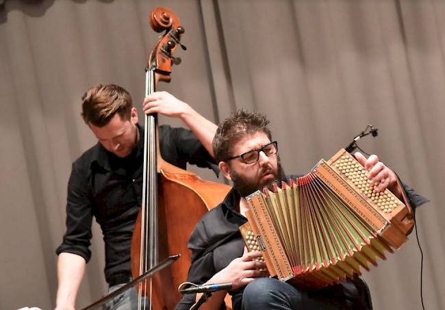 Impressionen vom «apartig festival» in Salgesch.