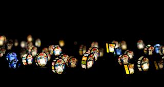 Buntes Treiben. Die Basler starteten um 4.00 Uhr in die Fasnacht.