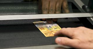 Alte Noten. Der Bundesrat w&uuml;nscht sich die Aufhebung der Frist f&uuml;r den Umtausch alter Banknoten.