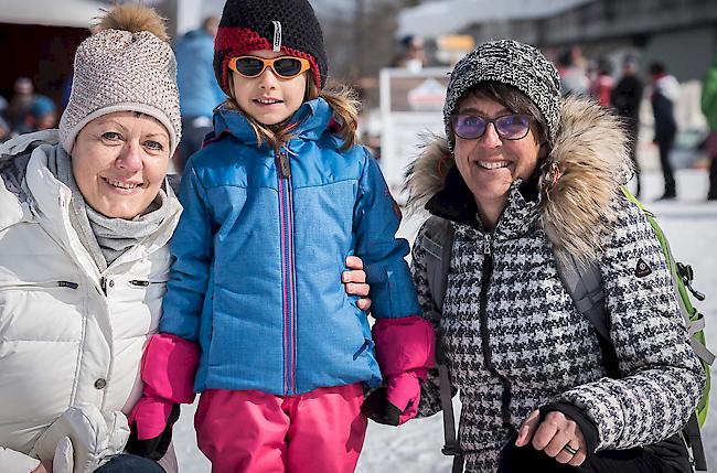 Bettina (57) und Louisa Bombach (5), Altdorf, Ruth Walther (52), Andermatt