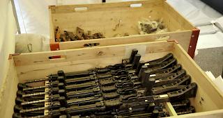 Am Freitag verabschiedete der Bundesrat die Botschaft zur Umsetzung der EU-Waffenrichtlinie in der Schweiz.