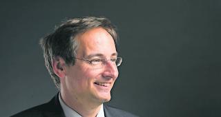 F&uuml;r &laquo;Sion 2026&raquo;. Die SAB mit Direktor Thomas Egger. 