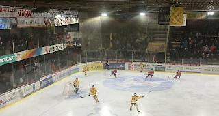 3772 Zuschauer beim vierten Playoff-Viertelfinal zwischen dem EHC Visp und dem SC Langenthal.