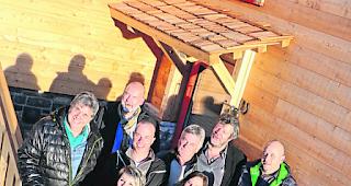 Direktion und Vorstand. Zw&ouml;lf Naturparkgemeinden waren in Albinen vereint. 