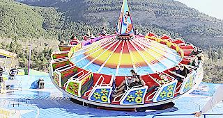 Drehen sich dieses Jahr in Eyholz &ndash; die Fahrgesch&auml;fte der Lunapark Oster-Chilbi.