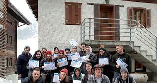 Stolz. Die 19 Teilnehmer erhielten nach dem abgeschlossenen Workshop ein Diplom.