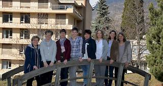 Engagiert. Der Vorstand des KFBO (v.l.): Madeleine Kronig, Gerlinda Leiggener (neu), Maria Rieder (neu), Yolanda Oggier (neu), Fabienne Pfammatter, Cornelia Fux, Barbara Schiesser (scheidende Co-Pr&auml;sidentin) und Pr&auml;sidentin Nicole Zenh&auml;usern.