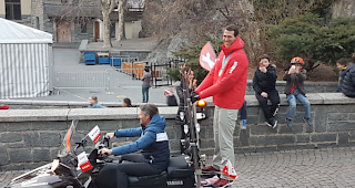 Visp bereitete am Freitag Ramon Zenh&auml;usern am Freitag einen grandiosen Empfang.
