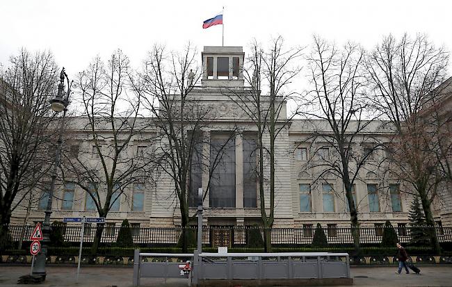 Das Russische Konsulat in Berlin. Deutschland sei weiterhin zu Gesprächen bereit.