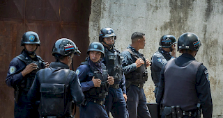 Aufstand. Gem&auml;ss Medienberichten sind bei einer Meuterei in einer venezolanischen Polizeistation 68 Menschen ums Leben gekommen.