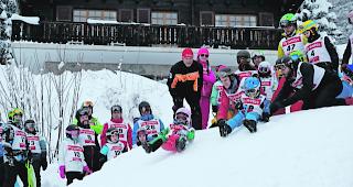Voller Erfolg. Trotz schlechten Wetters wagten sich zahlreiche Teilnehmer auf den &laquo;Fiddl&auml;rutscher&raquo;. 
