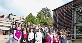 Vielseitigkeit. Treten die &laquo;Spirit Singers&raquo; vors Publikum, ist Abwechslung angesagt. 