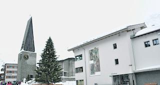 &Uuml;berall online. Ab der kommenden Wintersaison kann in Saas-Fee an diversen neuralgischen Pl&auml;tzen Gratis-WLAN von Valaiscom genutzt werden. 