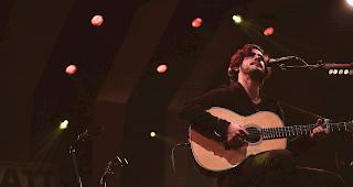 Jack Savoretti bei seinem Auftritt auf der Zeltb&uuml;hne. 