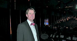 Gibt den Takt vor. Zusammen mit Hansruedi K&auml;mpfen zeichnet Armin Renggli f&uuml;r die musikalische Leitung der &laquo;BrigerMusikN&auml;chte&raquo; verantwortlich. 