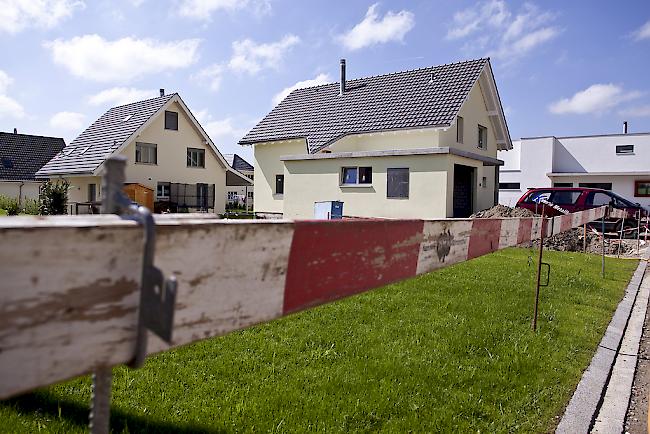 Beliebt: freistehendes Einfamilienhaus mit Garten und schöner Aussicht. 